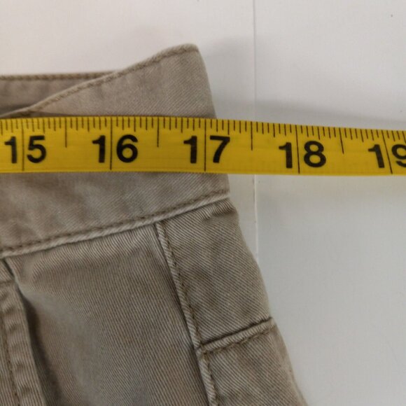 The North Face Tan Flat Front Shorts Classic Style - Picture 7 of 13